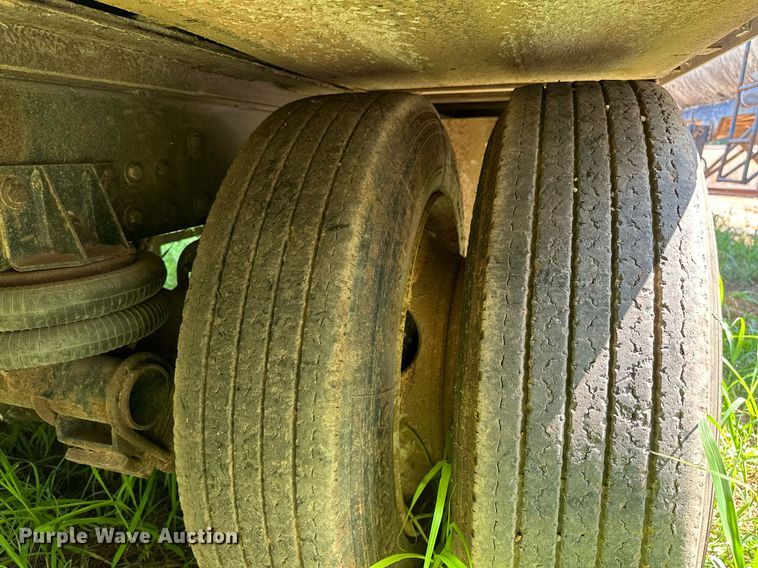 image for item OC9193 1995 Boyd 9101 drop deck trailer