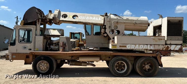 image for item OC9194 Gradall  G-660 wheeled excavator