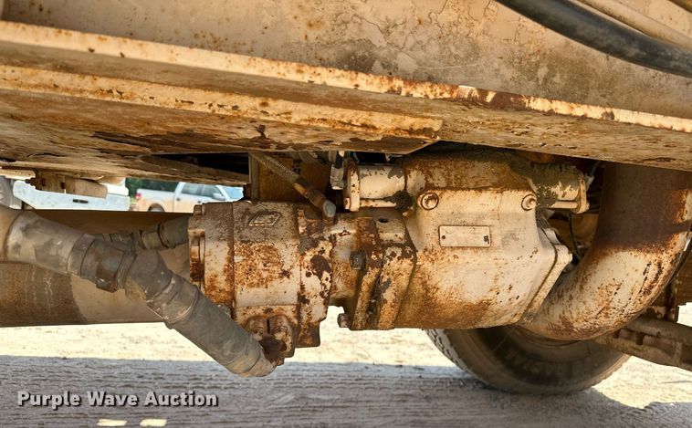 image for item OC9194 Gradall  G-660 wheeled excavator