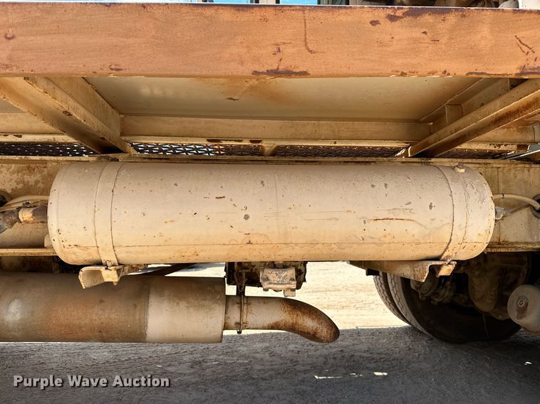 image for item OC9194 Gradall  G-660 wheeled excavator