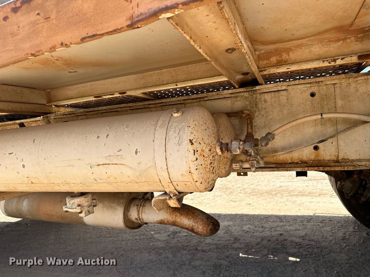 image for item OC9194 Gradall  G-660 wheeled excavator