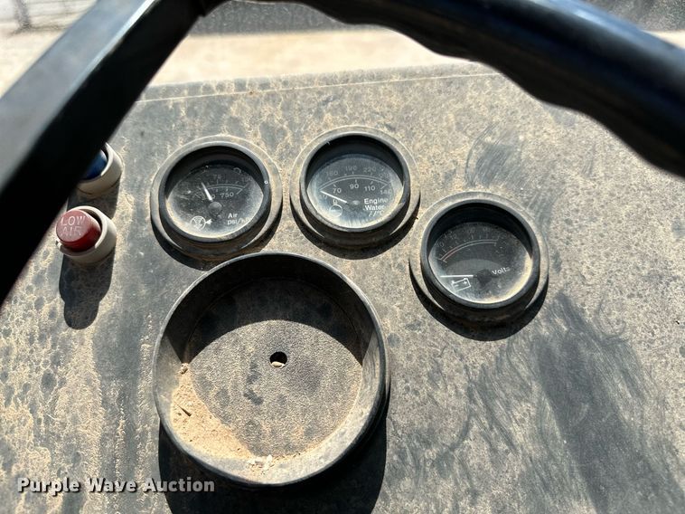 image for item OC9194 Gradall  G-660 wheeled excavator