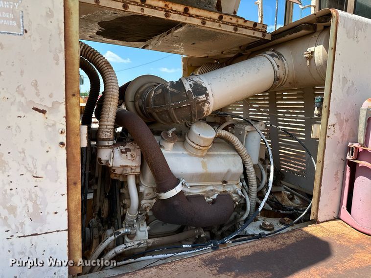 image for item OC9194 Gradall  G-660 wheeled excavator