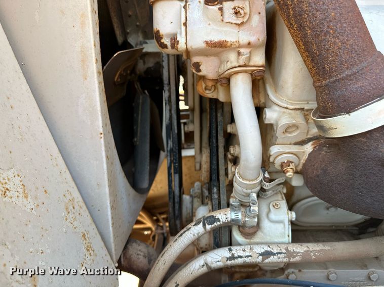 image for item OC9194 Gradall  G-660 wheeled excavator