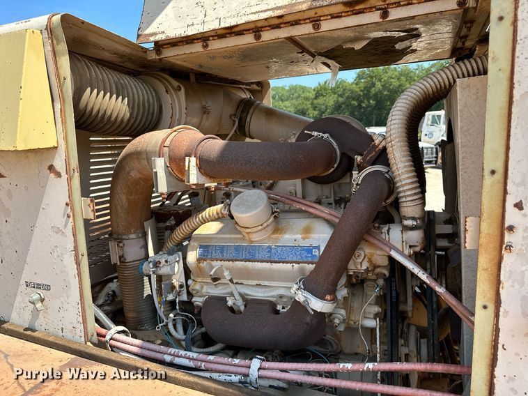 image for item OC9194 Gradall  G-660 wheeled excavator