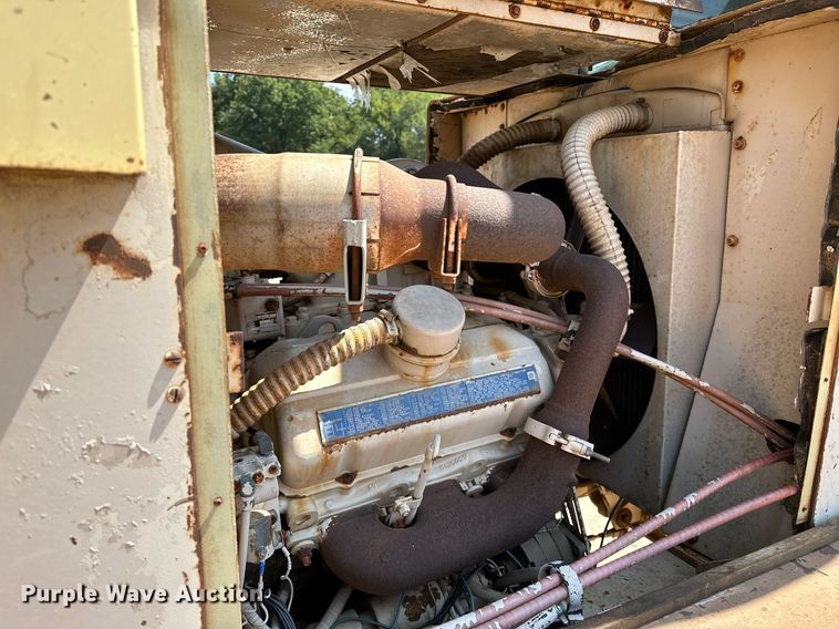 image for item OC9194 Gradall  G-660 wheeled excavator