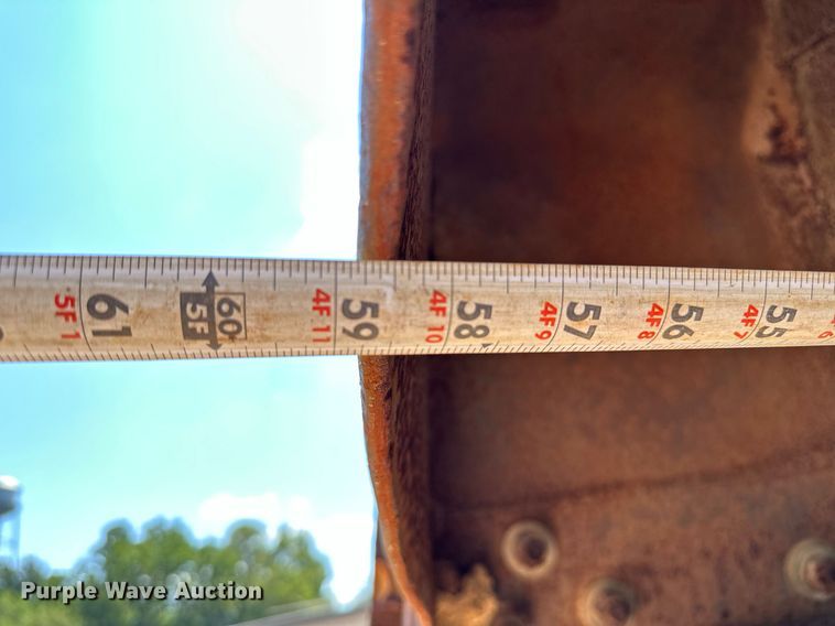 image for item OC9194 Gradall  G-660 wheeled excavator