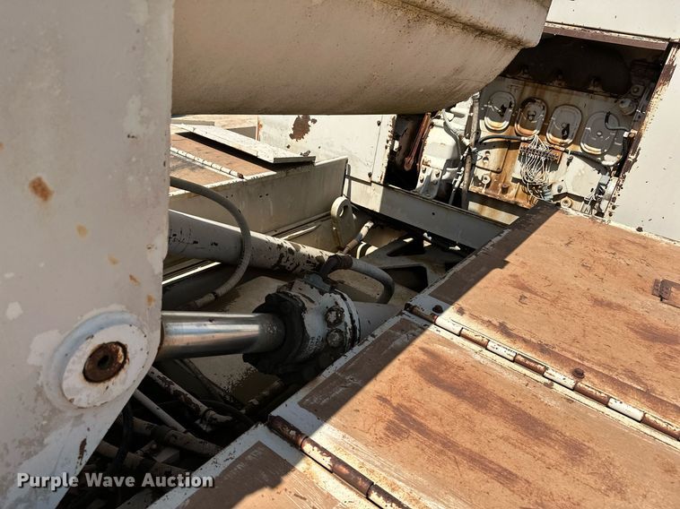 image for item OC9194 Gradall  G-660 wheeled excavator