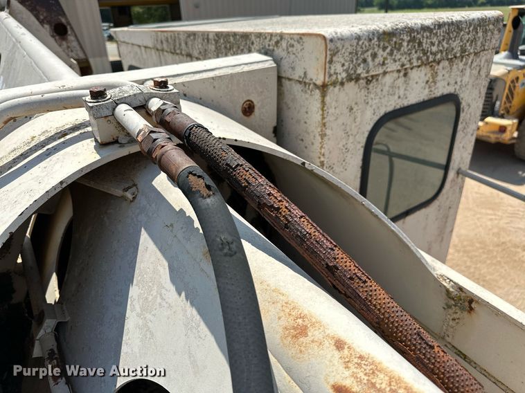 image for item OC9194 Gradall  G-660 wheeled excavator