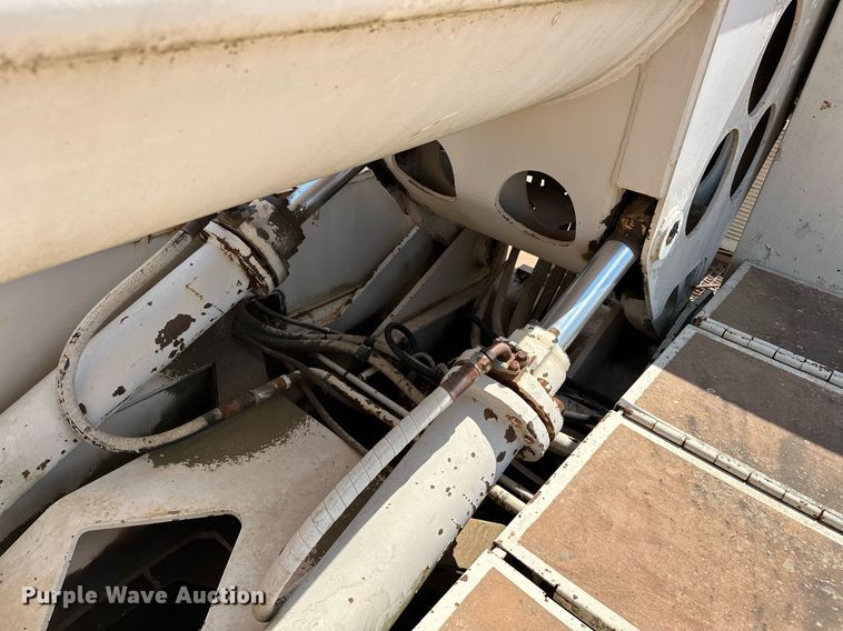 image for item OC9194 Gradall  G-660 wheeled excavator