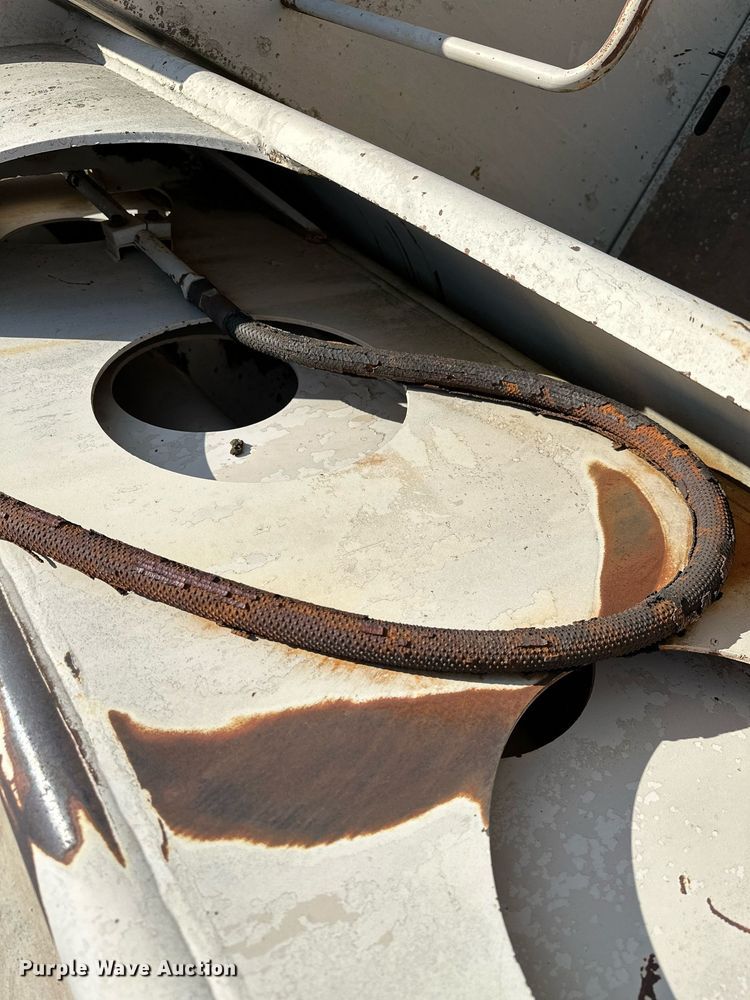 image for item OC9194 Gradall  G-660 wheeled excavator