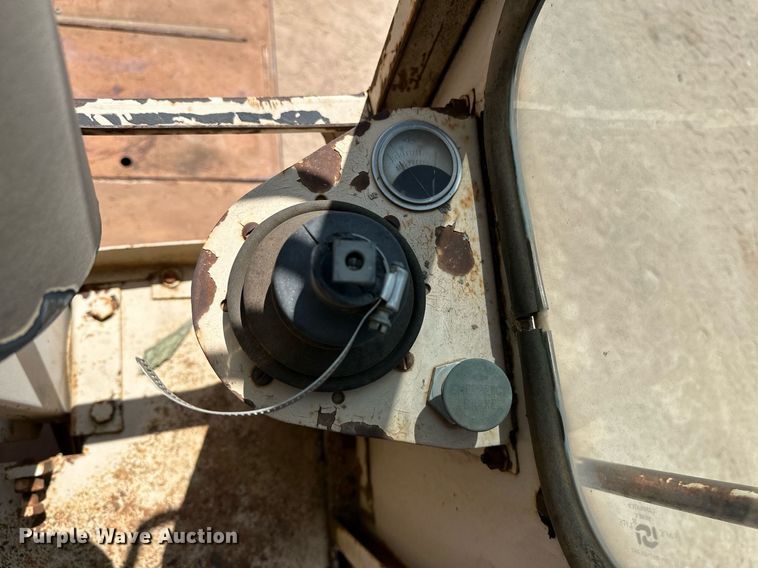 image for item OC9194 Gradall  G-660 wheeled excavator