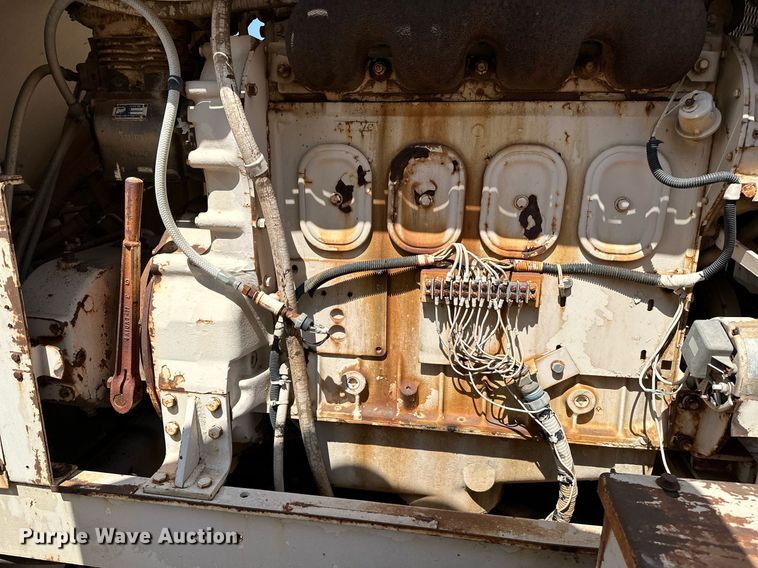 image for item OC9194 Gradall  G-660 wheeled excavator