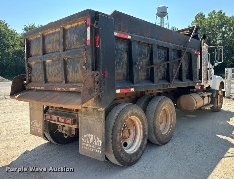 image for item OC9195 2003 Mack CV713 Granite dump truck