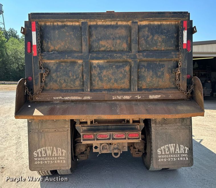 image for item OC9195 2003 Mack CV713 Granite dump truck