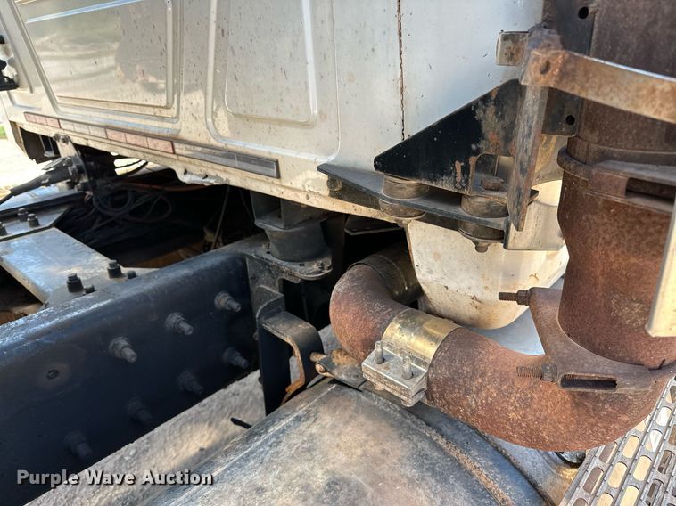 image for item OC9195 2003 Mack CV713 Granite dump truck