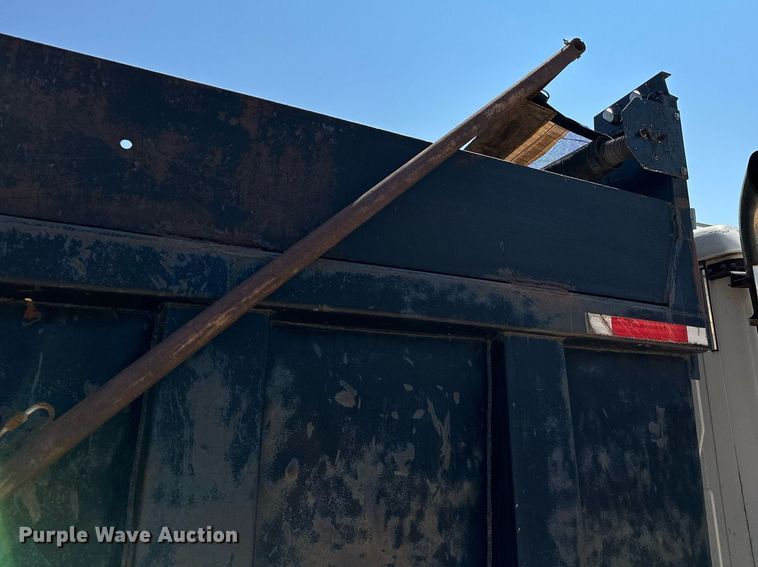 image for item OC9195 2003 Mack CV713 Granite dump truck