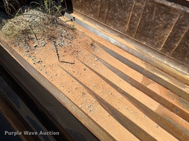 image for item OC9195 2003 Mack CV713 Granite dump truck