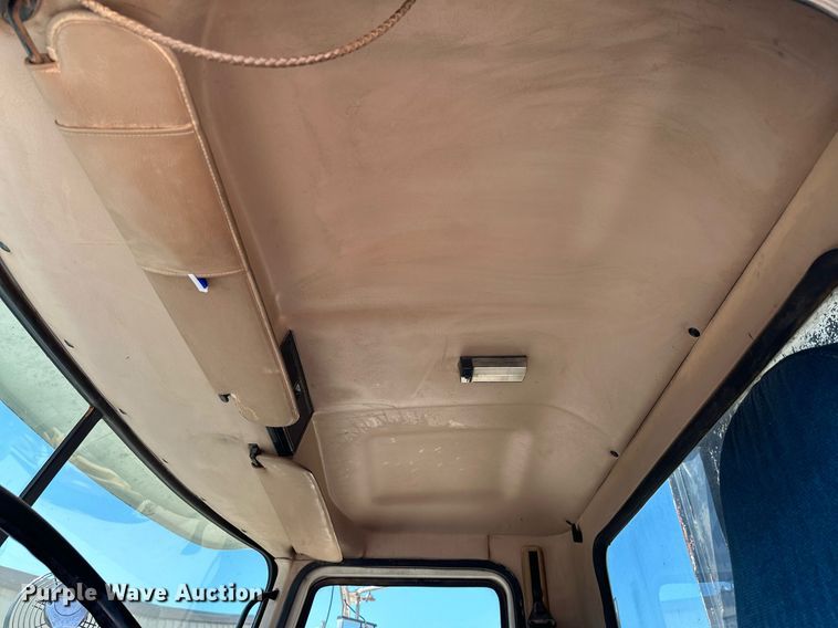 image for item OC9195 2003 Mack CV713 Granite dump truck