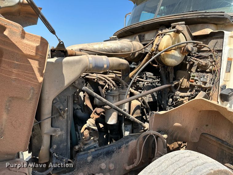 image for item OC9195 2003 Mack CV713 Granite dump truck