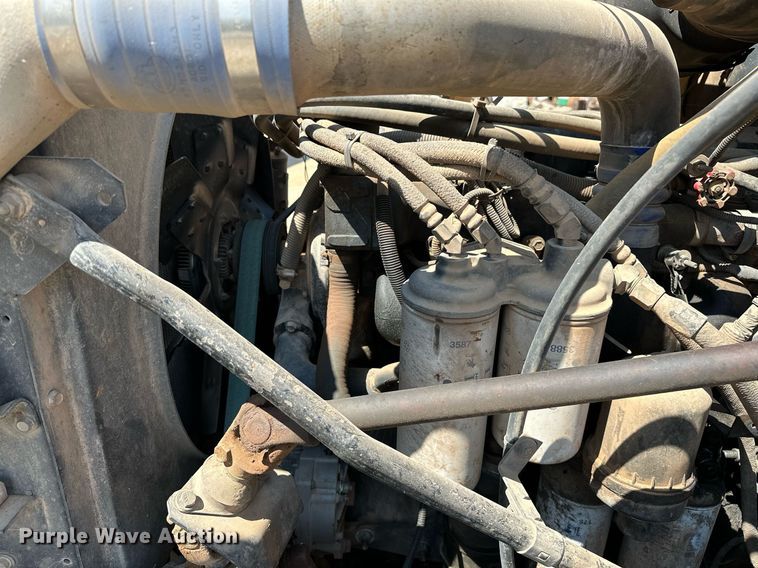 image for item OC9195 2003 Mack CV713 Granite dump truck