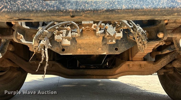 image for item OC9195 2003 Mack CV713 Granite dump truck