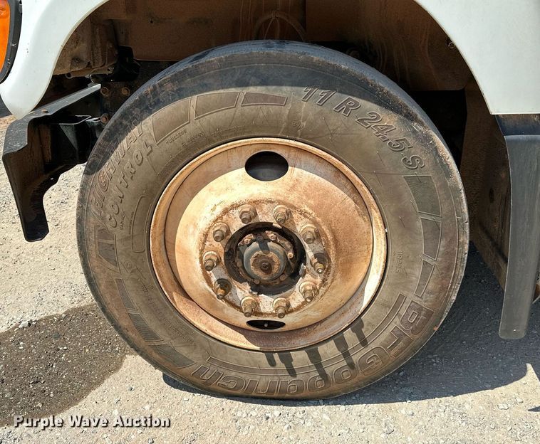 image for item OC9195 2003 Mack CV713 Granite dump truck