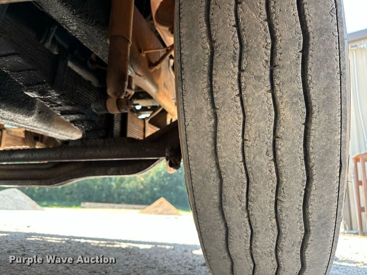 image for item OC9195 2003 Mack CV713 Granite dump truck