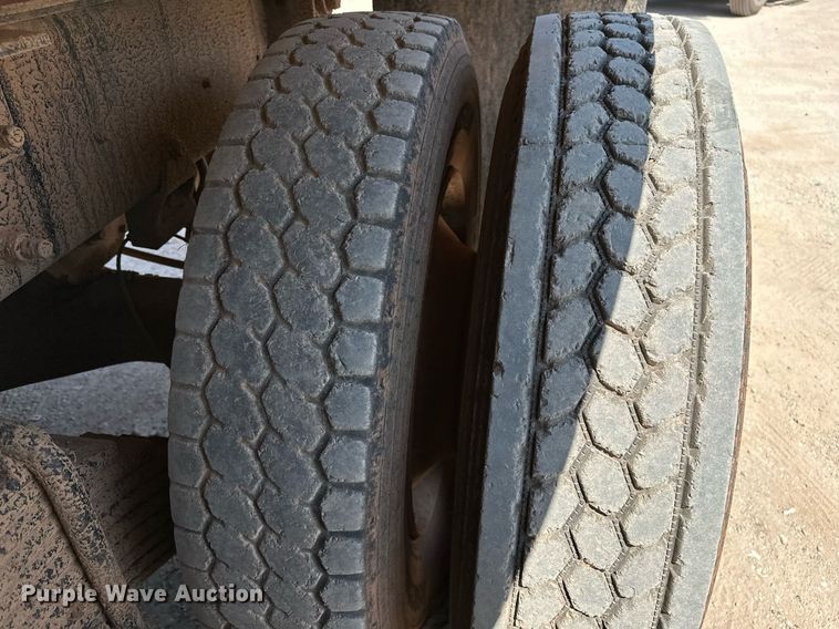 image for item OC9195 2003 Mack CV713 Granite dump truck