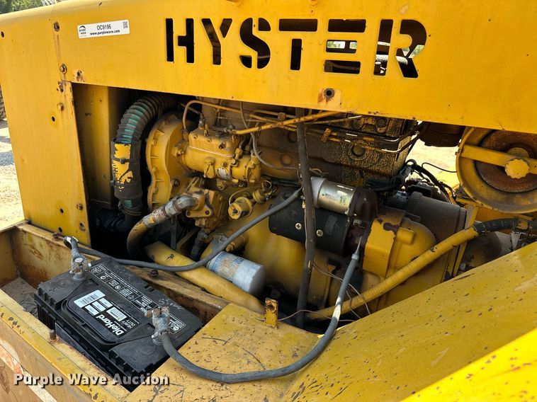 image for item OC9196 Hyster C530A pneumatic roller