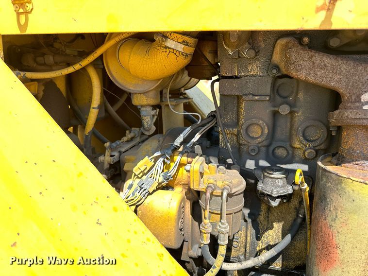 image for item OC9196 Hyster C530A pneumatic roller