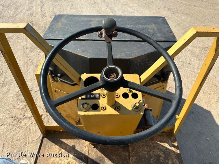 image for item OC9197 Bomag  BW120AD double drum roller