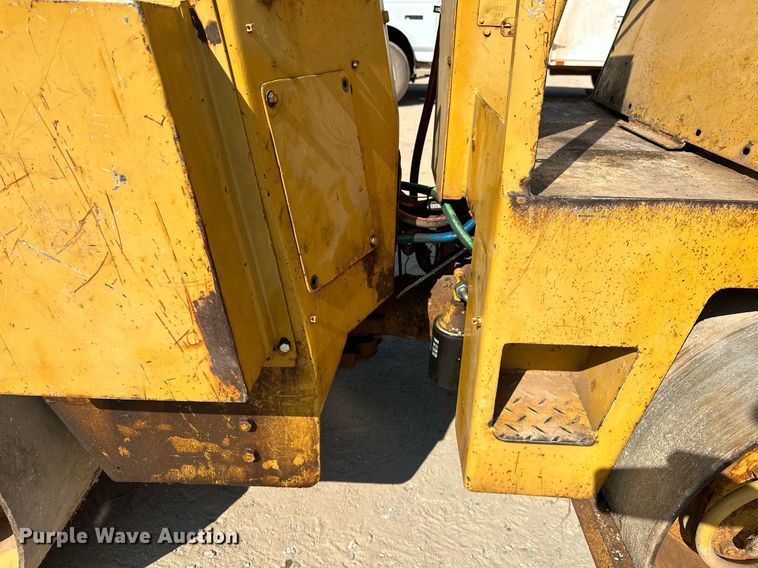 image for item OC9197 Bomag  BW120AD double drum roller