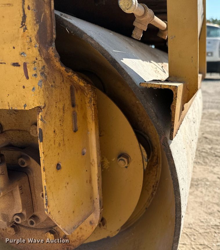 image for item OC9197 Bomag  BW120AD double drum roller