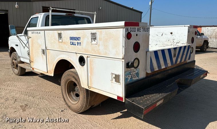 image for item OC9198 1995 Ford F450 Super Duty utility / service truck