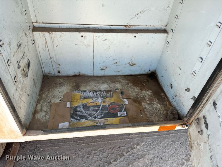 image for item OC9198 1995 Ford F450 Super Duty utility / service truck