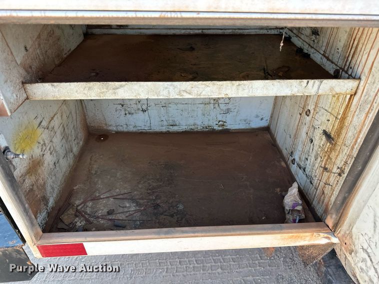 image for item OC9198 1995 Ford F450 Super Duty utility / service truck