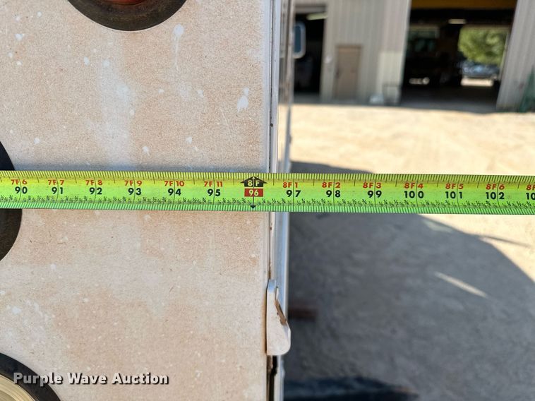 image for item OC9198 1995 Ford F450 Super Duty utility / service truck