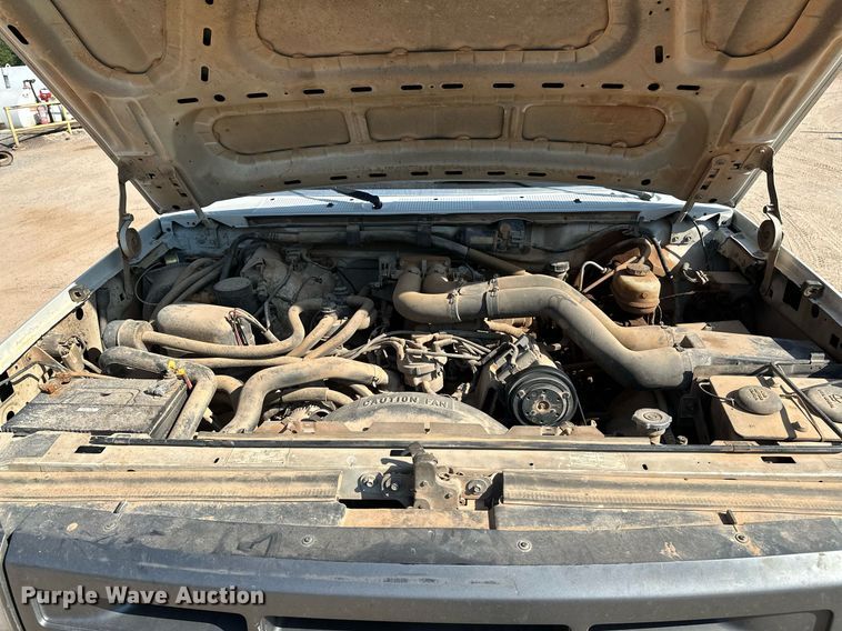 image for item OC9198 1995 Ford F450 Super Duty utility / service truck