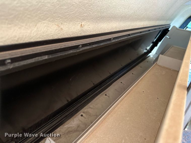 image for item OC9204 2014 ARE pickup truck topper