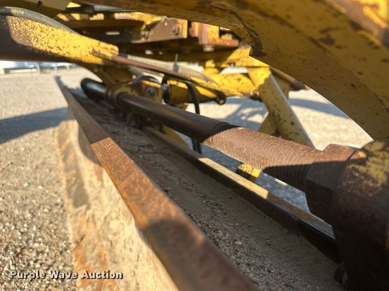 image for item OC9364 1985 Caterpillar 140G  motor grader