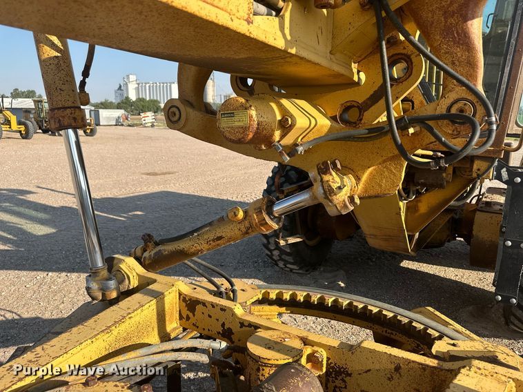 image for item OC9364 1985 Caterpillar 140G  motor grader