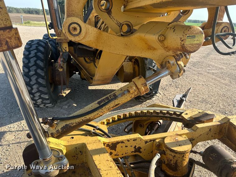 image for item OC9364 1985 Caterpillar 140G  motor grader