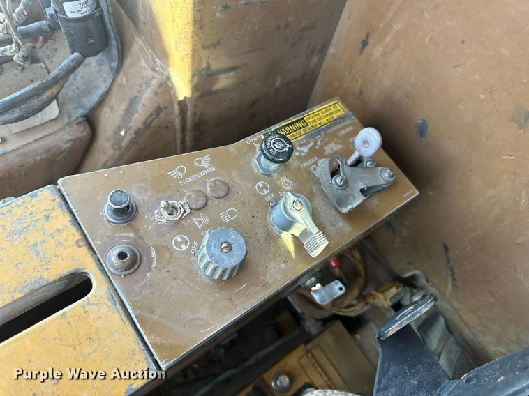 image for item OC9364 1985 Caterpillar 140G  motor grader