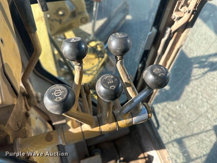 image for item OC9364 1985 Caterpillar 140G  motor grader