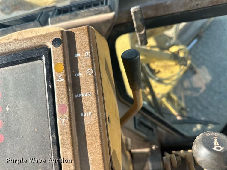 image for item OC9364 1985 Caterpillar 140G  motor grader