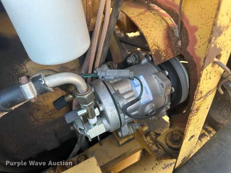 image for item OC9364 1985 Caterpillar 140G  motor grader