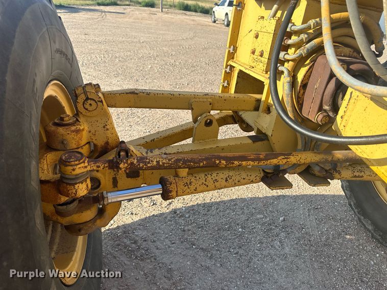 image for item OC9364 1985 Caterpillar 140G  motor grader