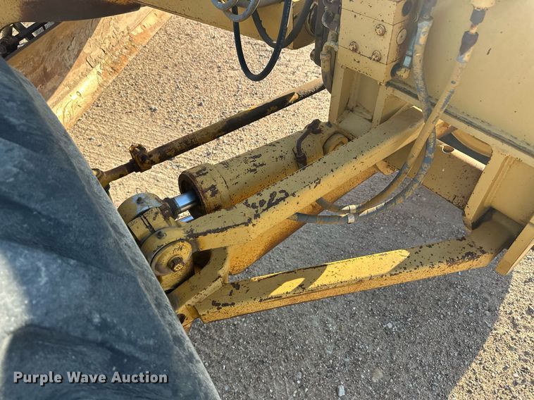 image for item OC9364 1985 Caterpillar 140G  motor grader