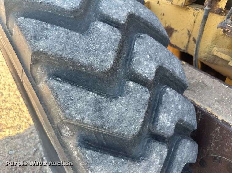 image for item OC9364 1985 Caterpillar 140G  motor grader